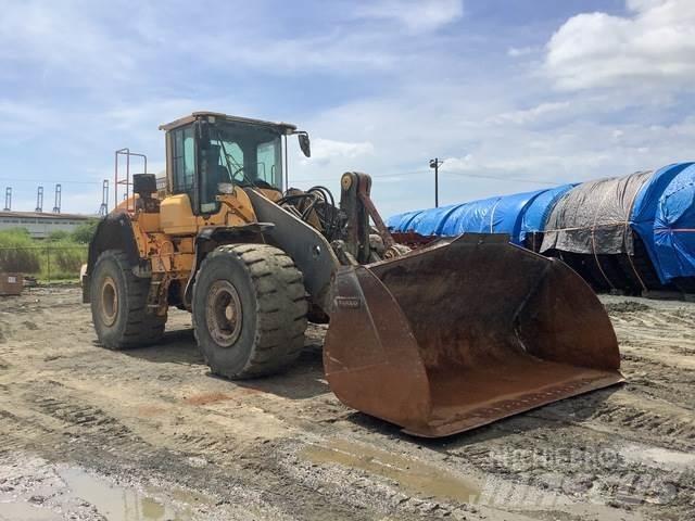 Volvo L150H Pale gommate