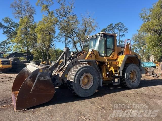 Volvo L150H Pale gommate
