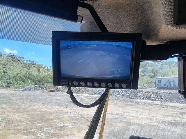 Volvo L180H Pale gommate