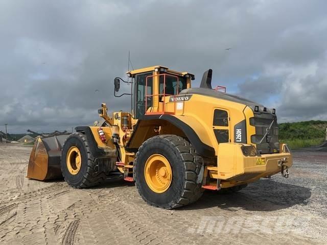 Volvo L260H Pale gommate