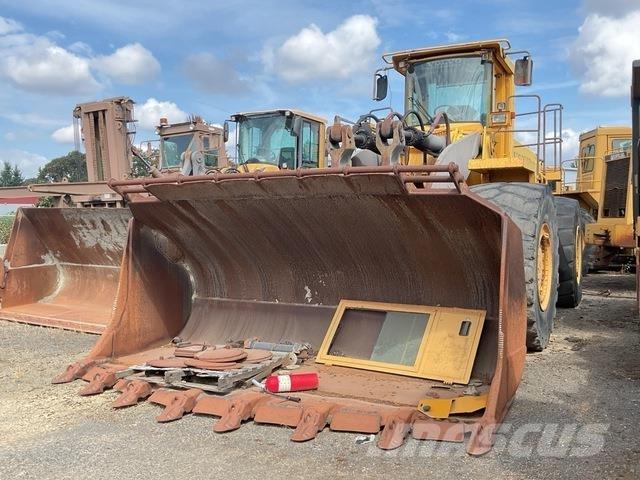 Volvo L330E Pale gommate