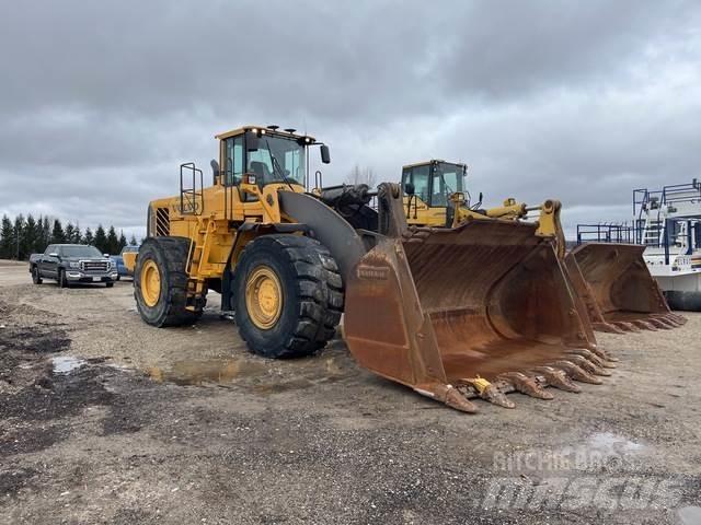 Volvo L350F Pale gommate