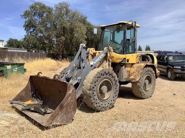 Volvo L45TP Pale gommate