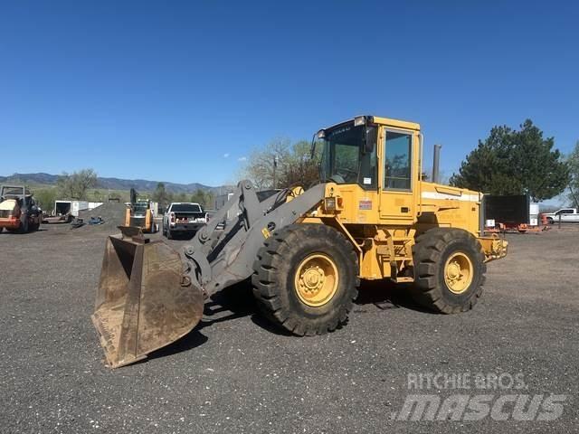 Volvo L70D Pale gommate