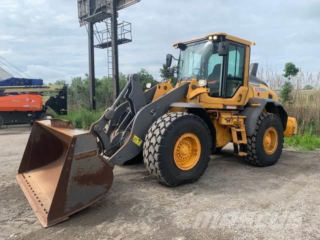 Volvo L70H Pale gommate