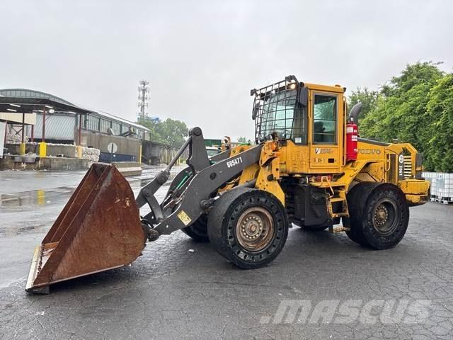 Volvo L90E Pale gommate