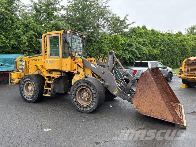 Volvo L90E Pale gommate