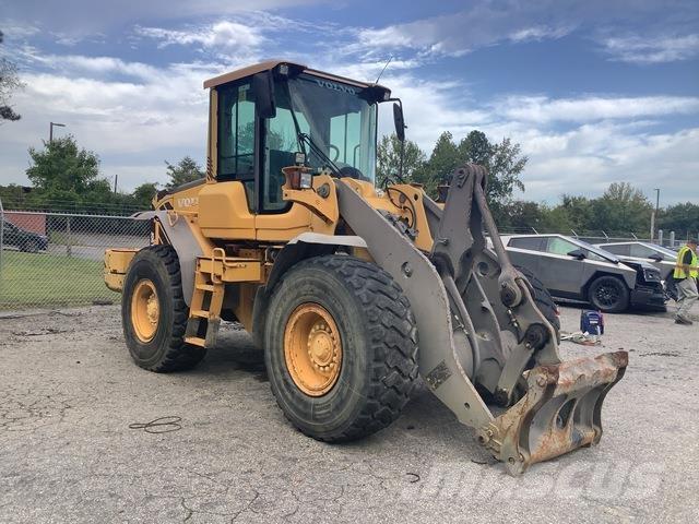 Volvo L90F Pale gommate