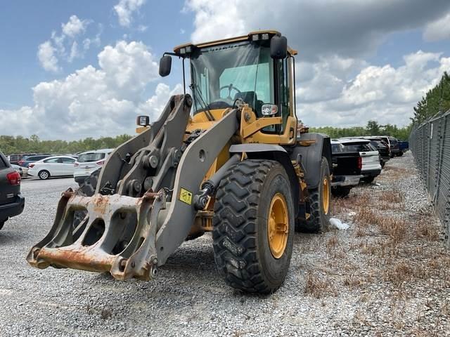 Volvo L90G Pale gommate