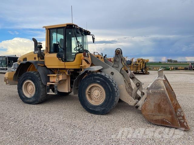 Volvo L90G Pale gommate