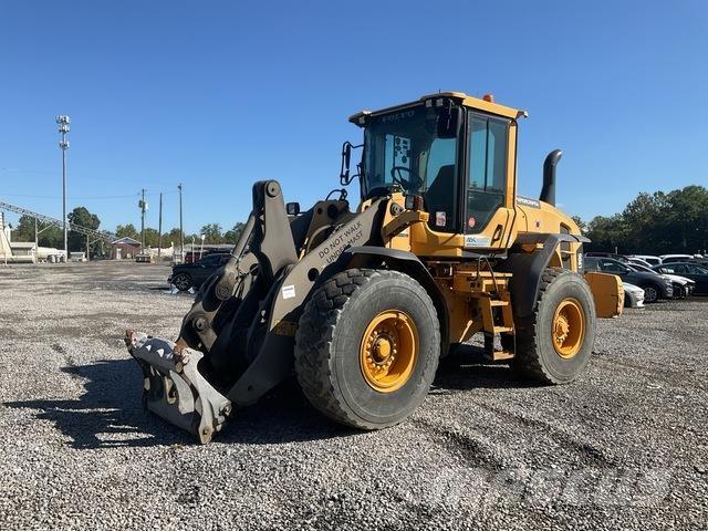 Volvo L90G Pale gommate