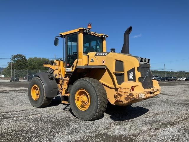 Volvo L90G Pale gommate