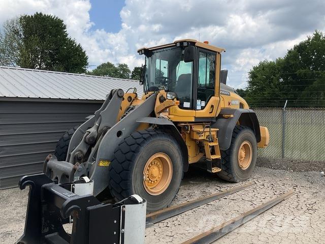 Volvo L90H Pale gommate
