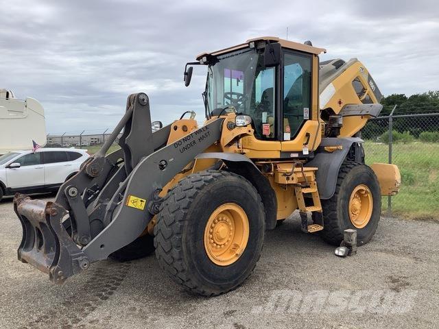Volvo L90H Pale gommate