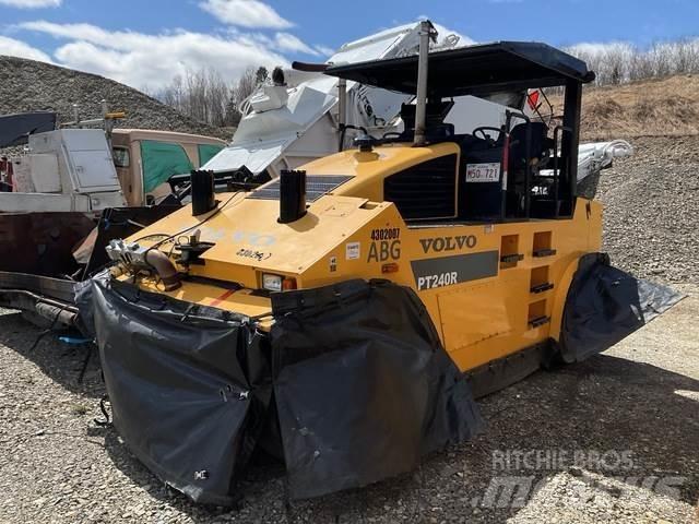Volvo PT240R Rulli gommati
