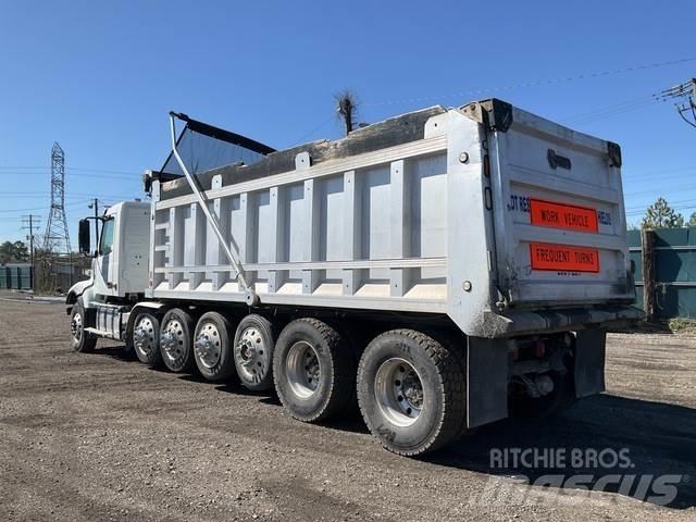 Volvo VHD Camion ribaltabili