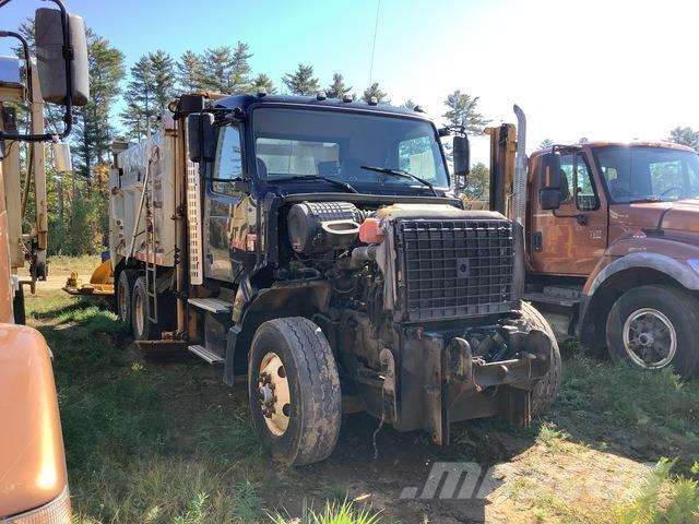 Volvo VHD Lame spazzaneve e aratri