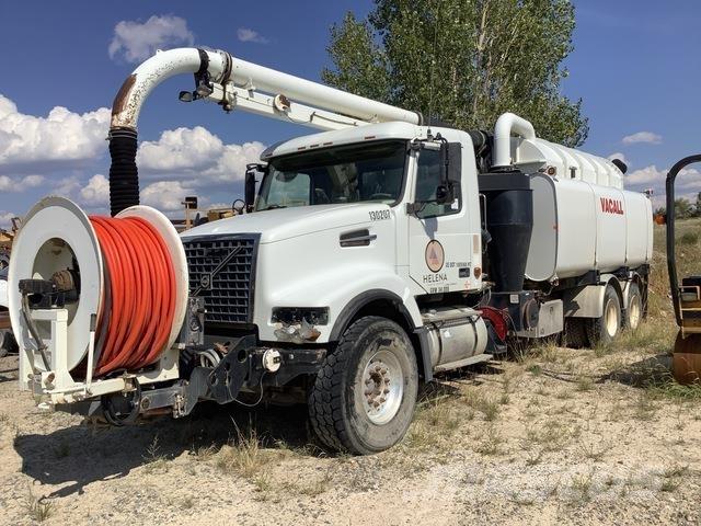 Volvo VHD64B Escavatori cingolati