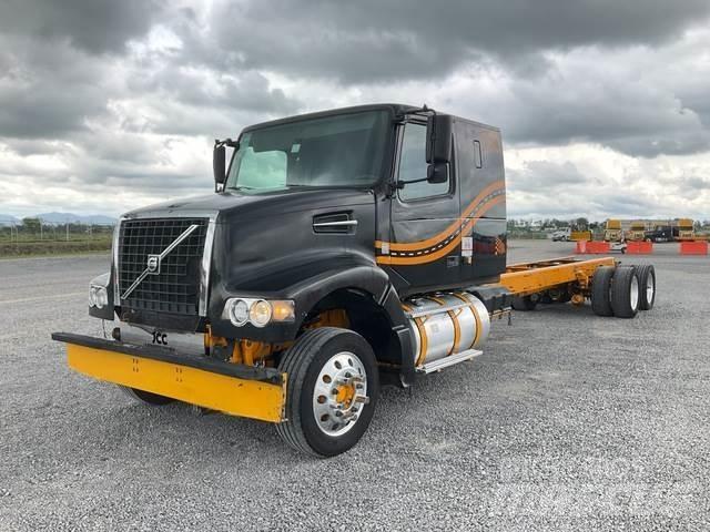 Volvo VHD64F Cabine e interni