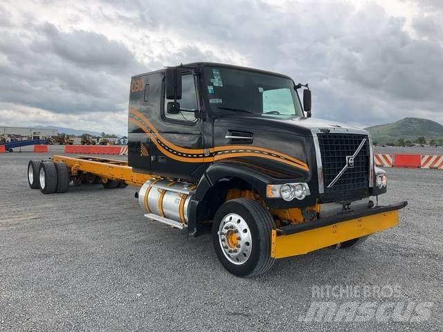 Volvo VHD64F Cabine e interni