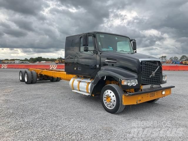 Volvo VHD64F Cabine e interni