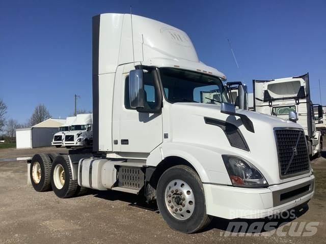 Volvo VNL Motrici e Trattori Stradali