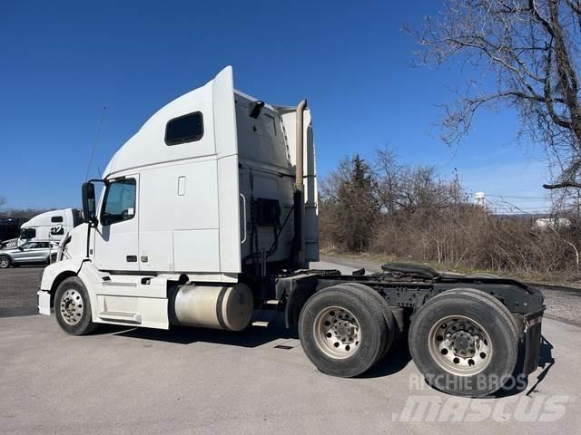 Volvo VNL Motrici e Trattori Stradali