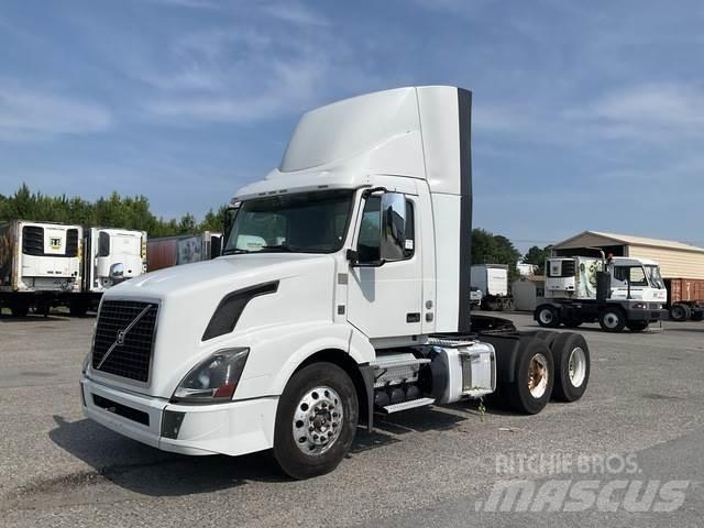 Volvo VNL Motrici e Trattori Stradali