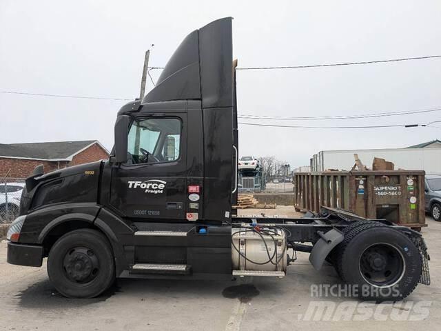 Volvo VNL Motrici e Trattori Stradali