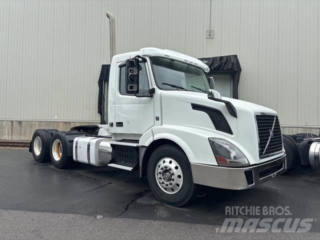 Volvo VNL Motrici e Trattori Stradali