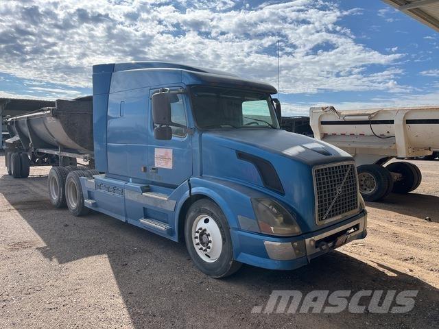 Volvo VNL Motrici e Trattori Stradali