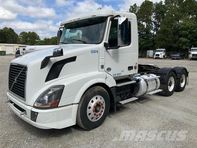 Volvo VNL Motrici e Trattori Stradali