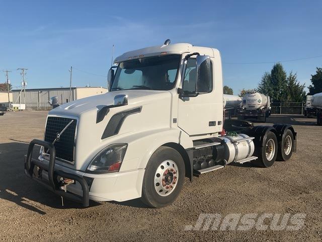 Volvo VNL Motrici e Trattori Stradali