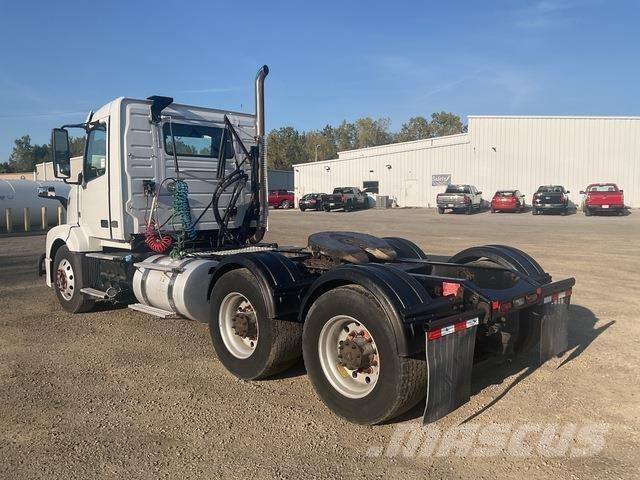 Volvo VNL Motrici e Trattori Stradali