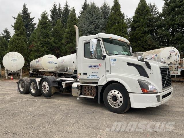Volvo VNL Motrici e Trattori Stradali