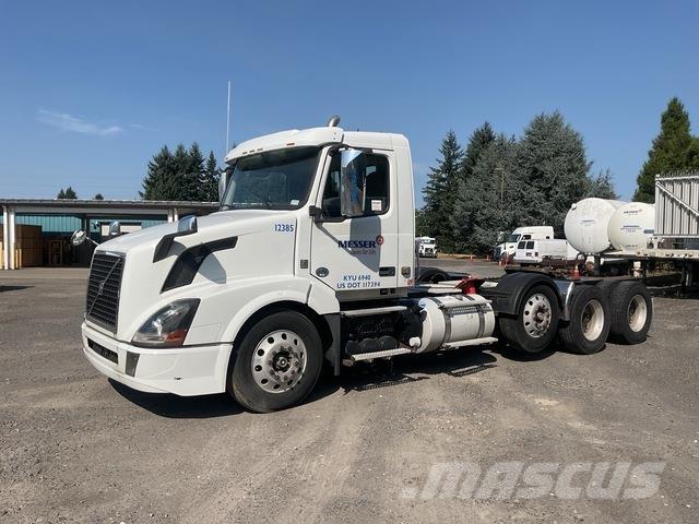 Volvo VNL Motrici e Trattori Stradali
