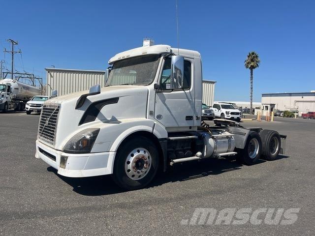 Volvo VNL Motrici e Trattori Stradali