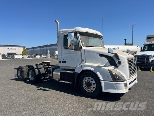 Volvo VNL Motrici e Trattori Stradali