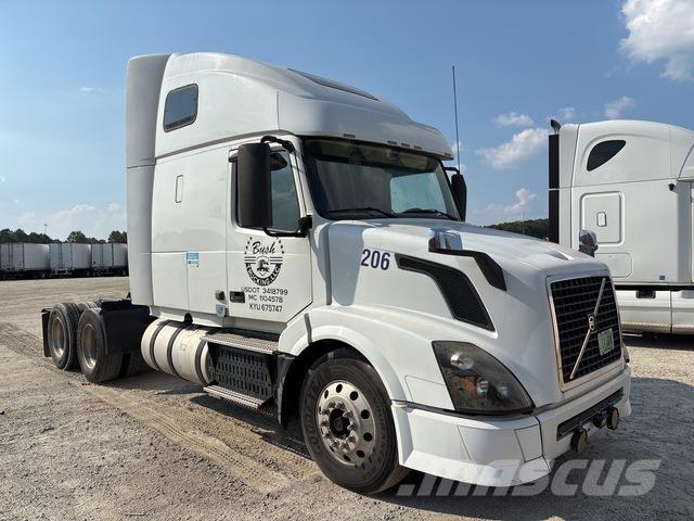 Volvo VNL Motrici e Trattori Stradali