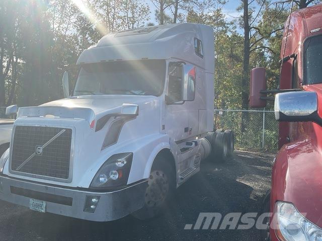 Volvo VNL Motrici e Trattori Stradali