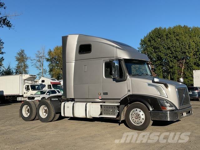 Volvo VNL Motrici e Trattori Stradali