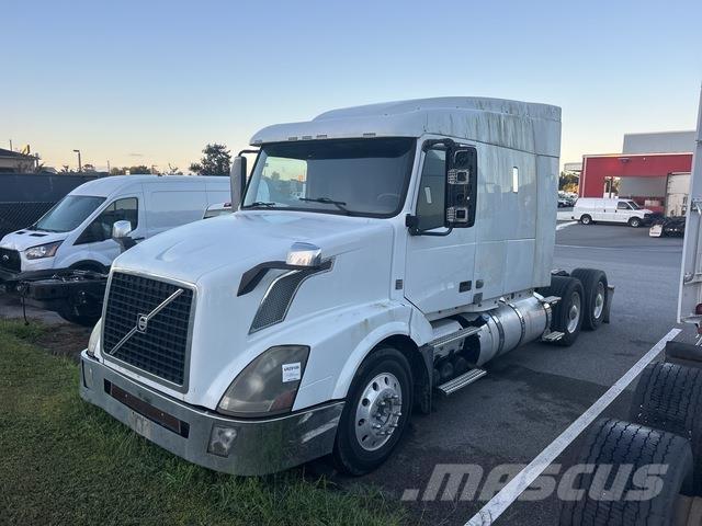 Volvo VNL Motrici e Trattori Stradali