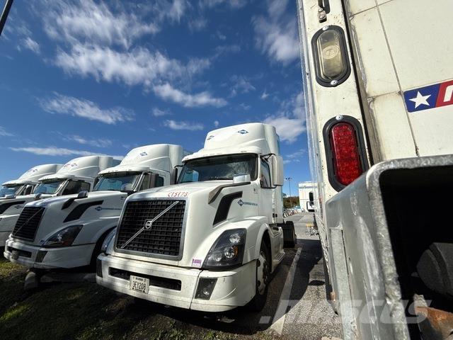 Volvo VNL Motrici e Trattori Stradali