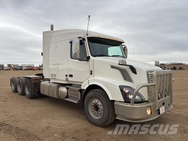 Volvo VNL Motrici e Trattori Stradali