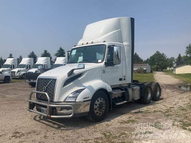 Volvo VNL 300 Motrici e Trattori Stradali