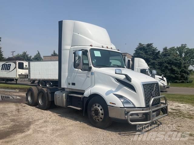 Volvo VNL 300 Motrici e Trattori Stradali