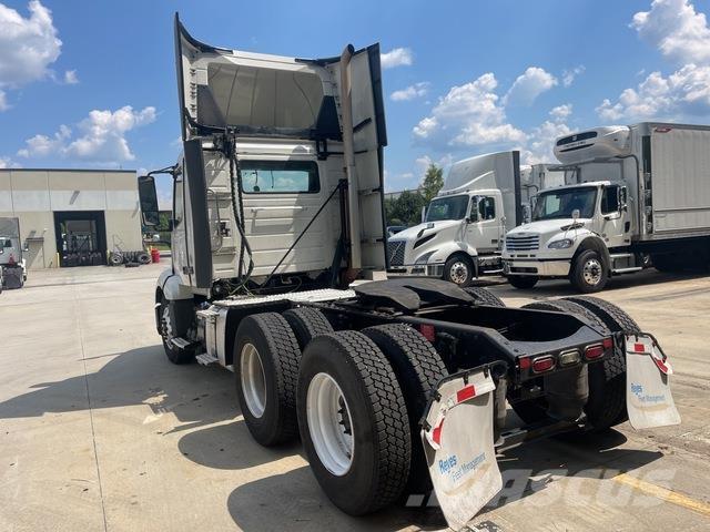 Volvo VNL300 Motrici e Trattori Stradali