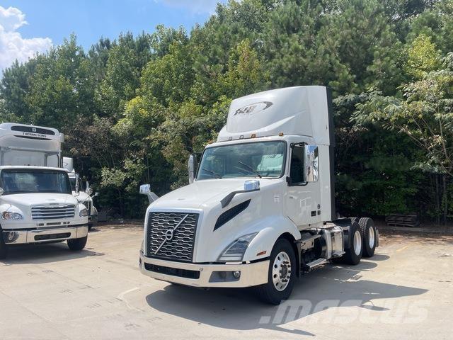 Volvo VNL300 Motrici e Trattori Stradali