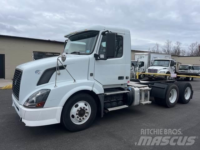 Volvo VNL64T Motrici e Trattori Stradali