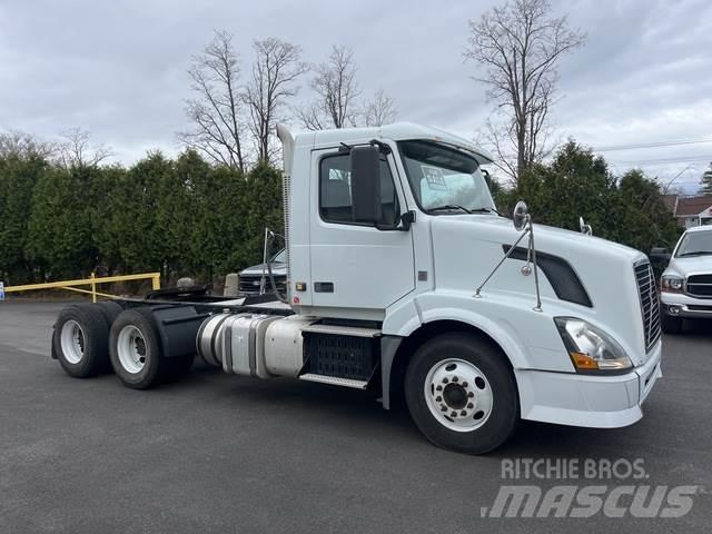 Volvo VNL64T Motrici e Trattori Stradali